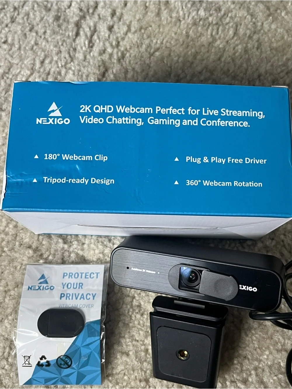NexiGo N940P 2K QHD Webcam in Black - Remote NOT included.